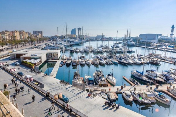 游艇要玩出花來(lái)，很難嗎？