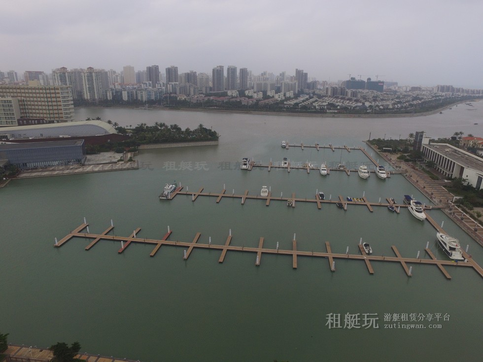 海南海口新埠島國際游艇會(huì)