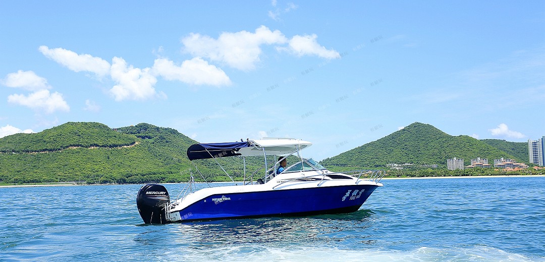 6.4米運(yùn)動快艇